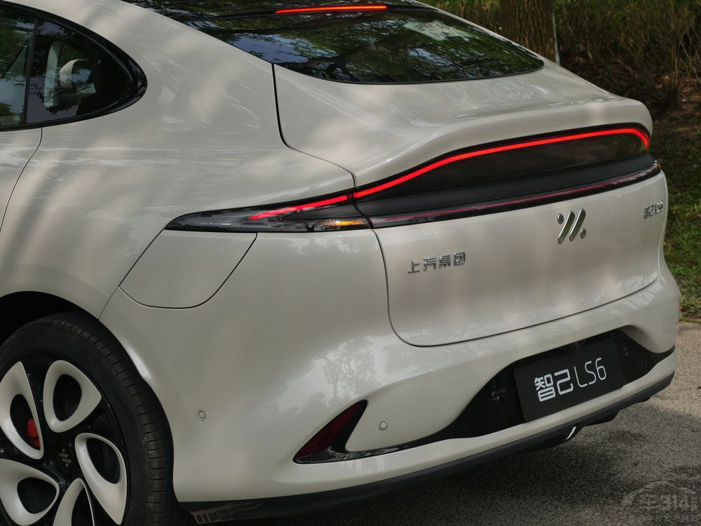 ̵2023ذSUV ǼLS6