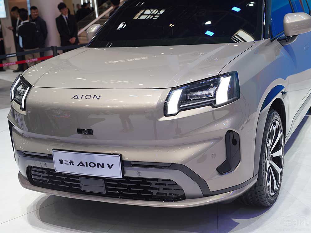 ǵL DM-iΣ7SUV ع